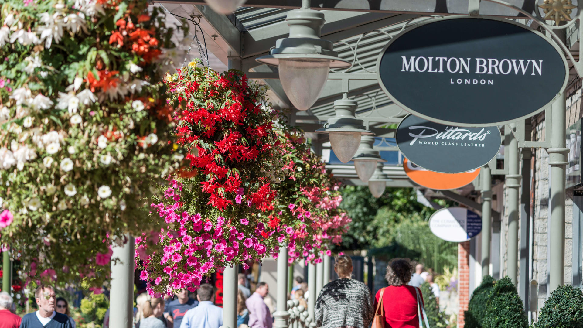 Clarks Village Outlet Shopping, Street Clarks Village Outlet Shopping, Street
